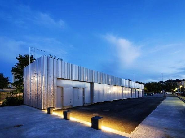 通過‘定制鋁單板廠家報(bào)價(jià)’這陣風(fēng)重新殺入市場
